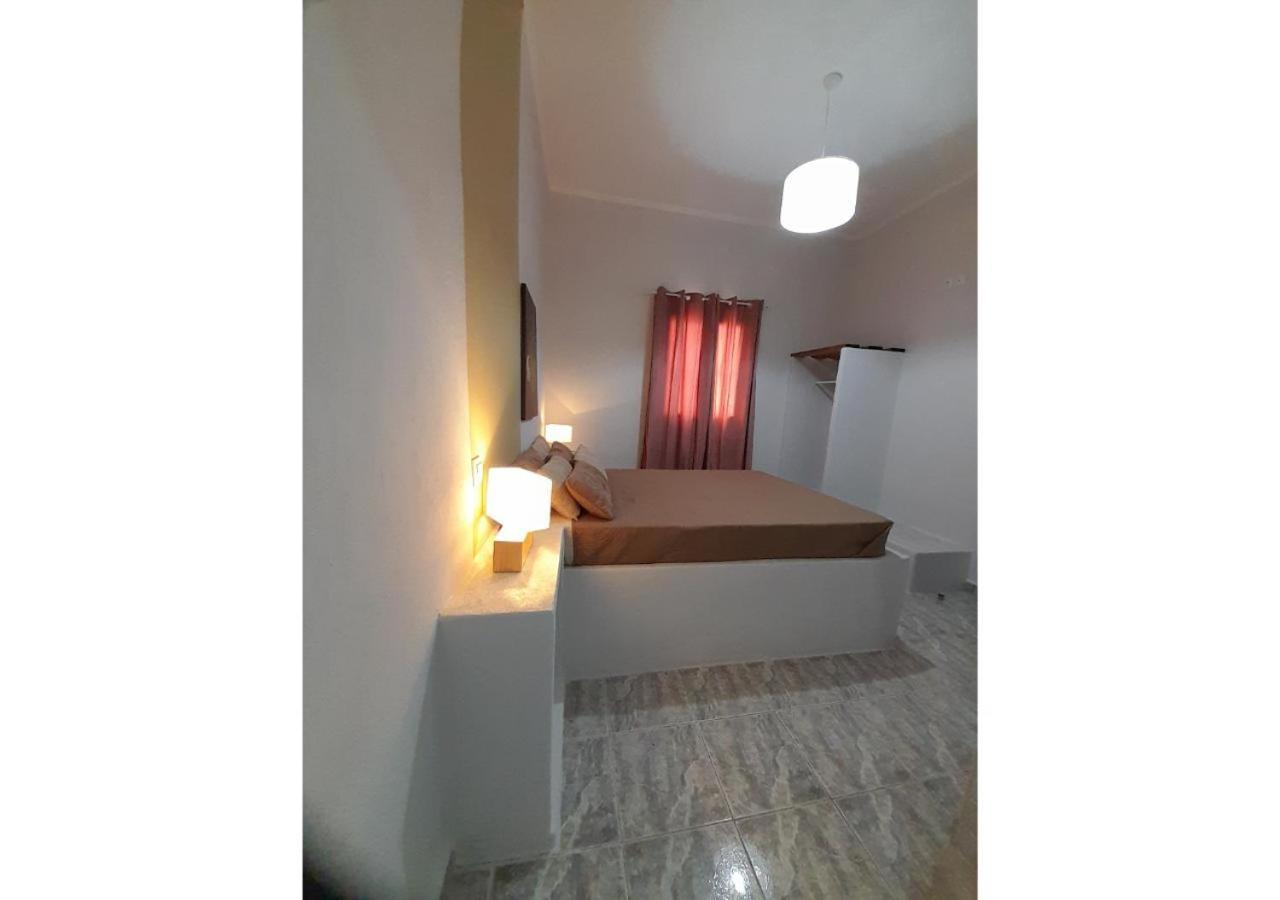 Overhill Apartments Adamas 外观 照片